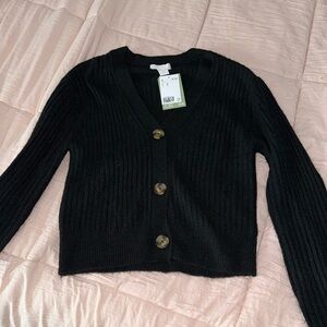 HM Cropped Button down Sweater